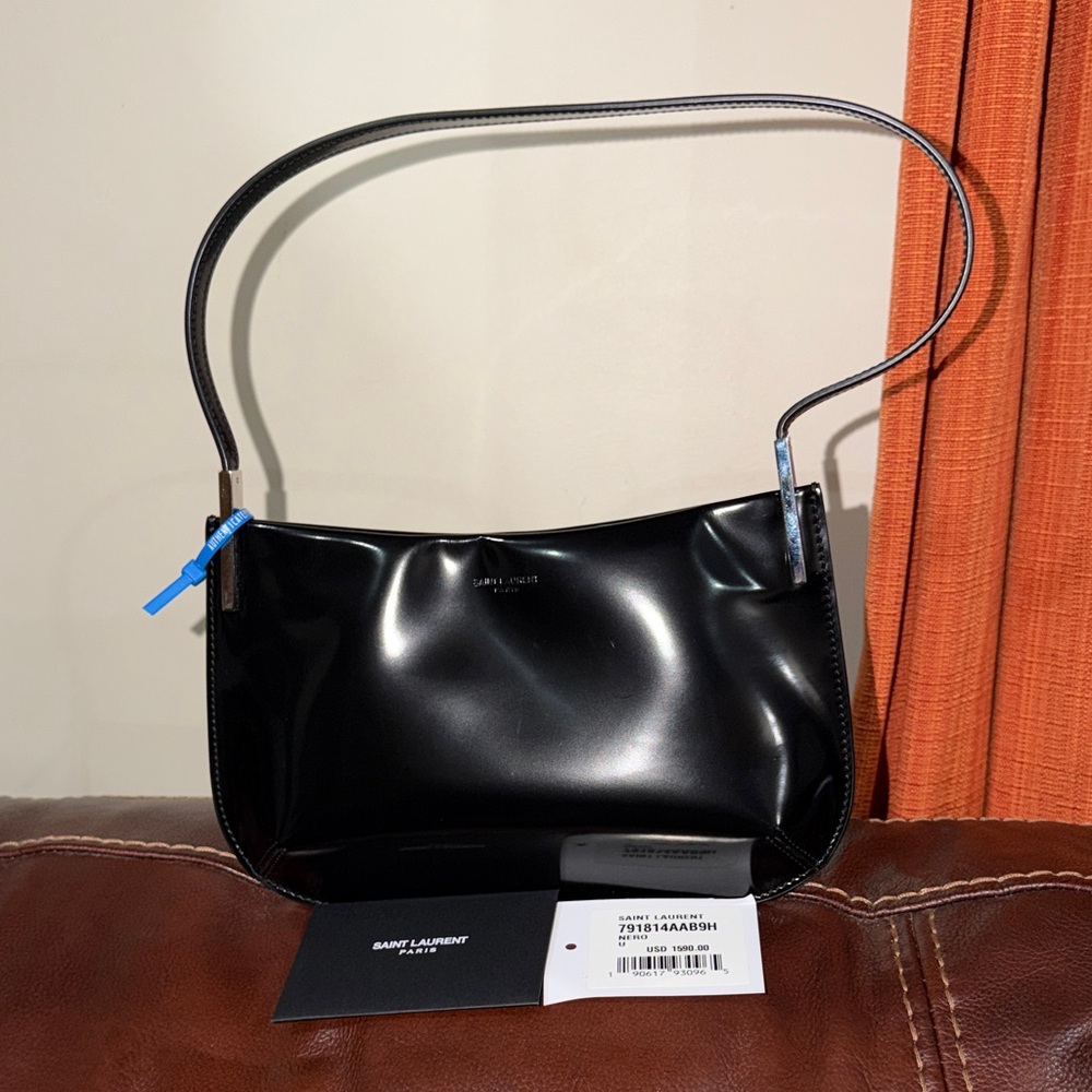 ‼️Authentic YSL Saint Laurent Black Patent Leather Shoulder Bag